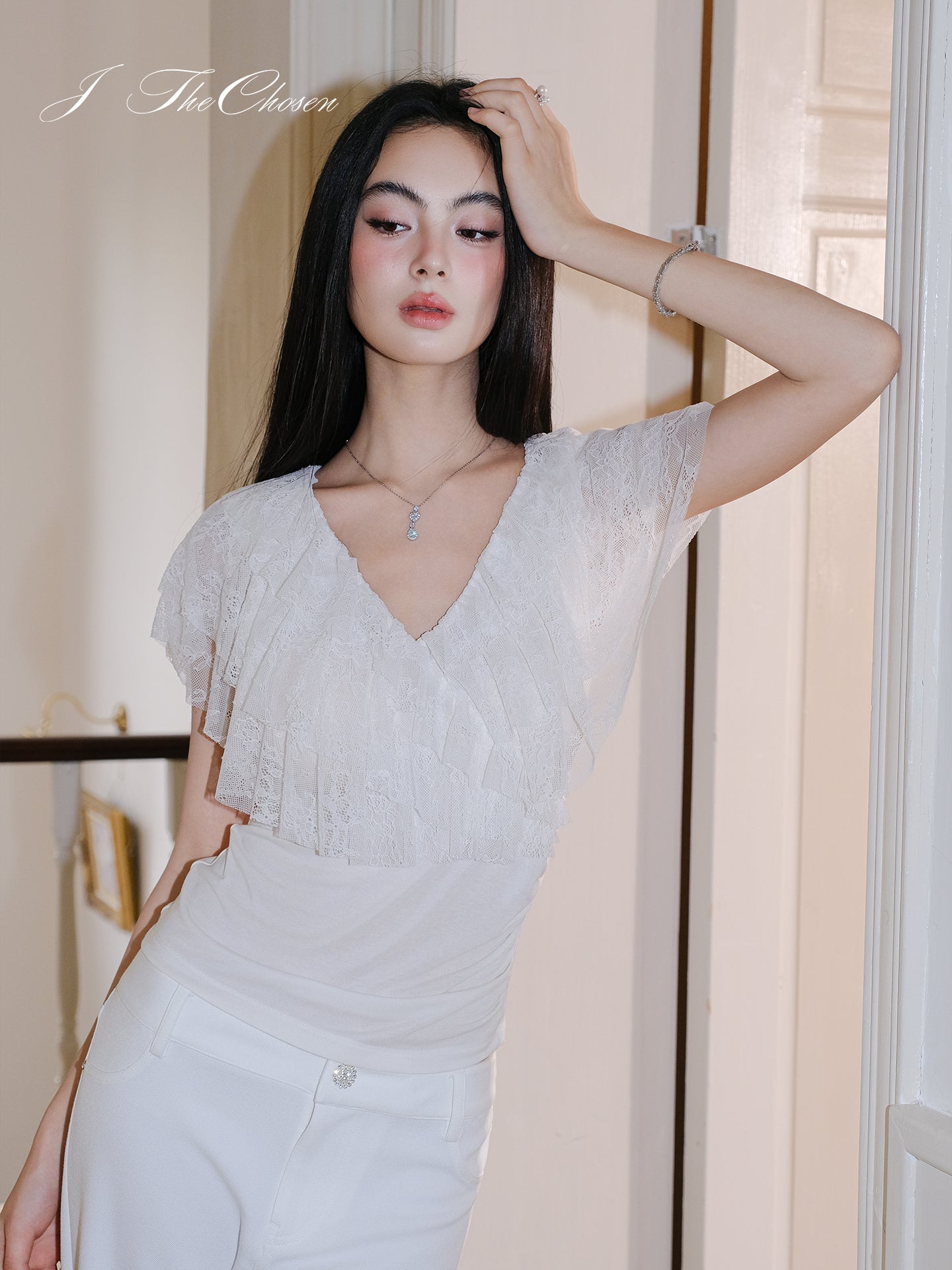 J TheChosen Lace Ruffle V-Neck Knit Top