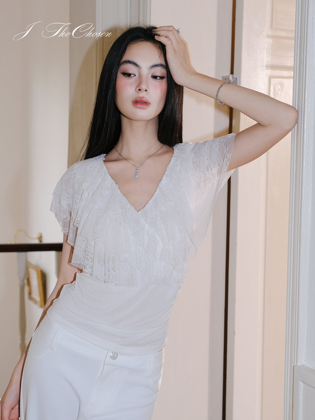 J TheChosen Lace Ruffle V-Neck Knit Top