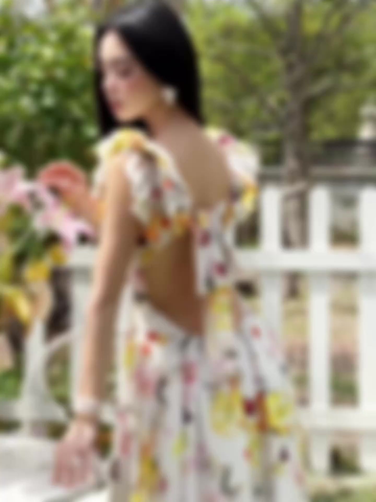 J TheChosen Ombre Floral Ruffle V-Neck Vacation Dress